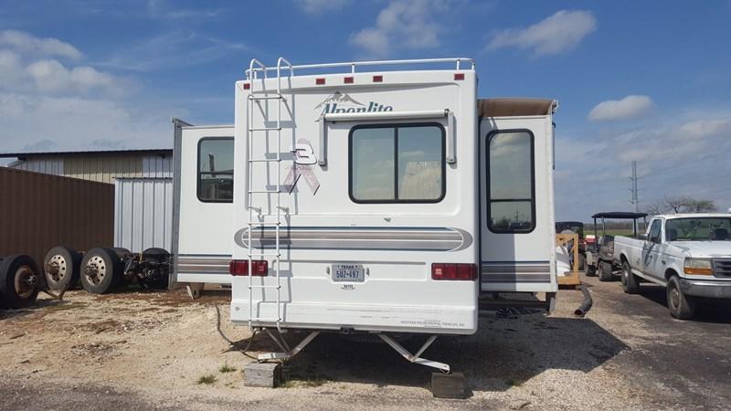 1998 Western Alpenlite Travel Trailer