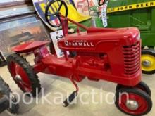 FARMALL OPEN GRILLE PEDAL TRACTOR