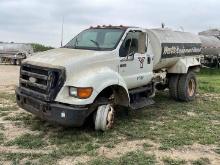 2004 FORD F750 WATER TRUCK (INOPERABLE)