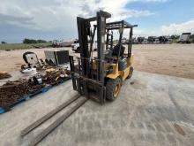 CATERPILLAR  DP30K FORKLIFT