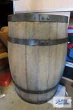 Wood barrel