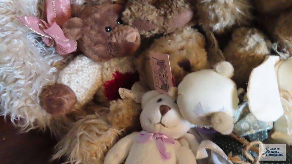 assorted Teddy bears.