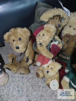 Boyd's...holiday bears