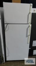 GE refrigerator, model number TXB16SAZERWH, missing parts on door