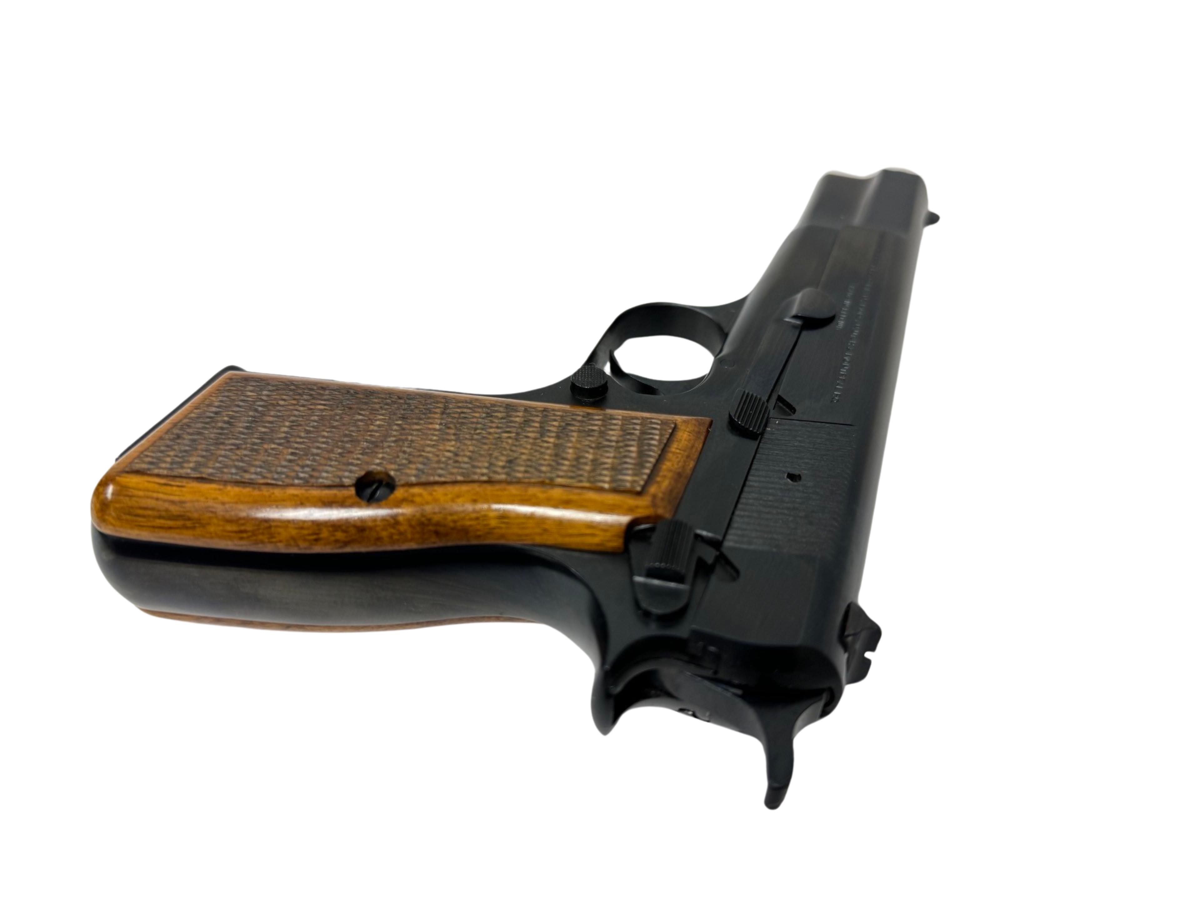 New 1977 Belgium FN Browning Hi Power 9MM Semi-Automatic Pistol in Factory Soft Case
