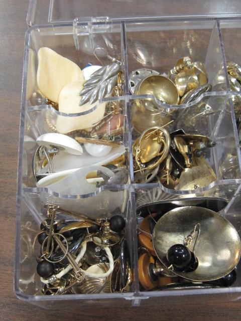 Lot of Estate Jewelry