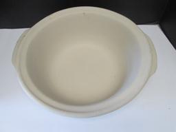 The Pampered Chef The Heritage Family Collection Stoneware Baking Bowl