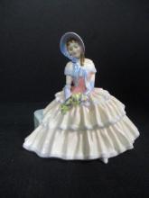 Royal Doulton Figurine 'Day Dreams'