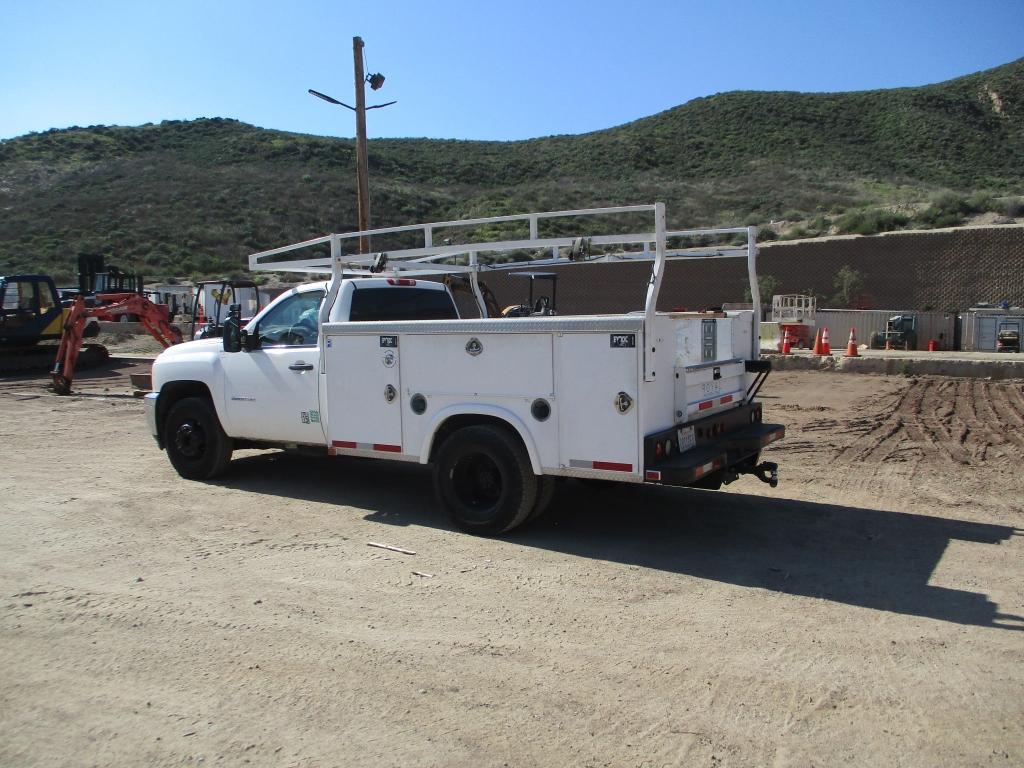 2011 Chevrolet 2500HD Utility Truck,