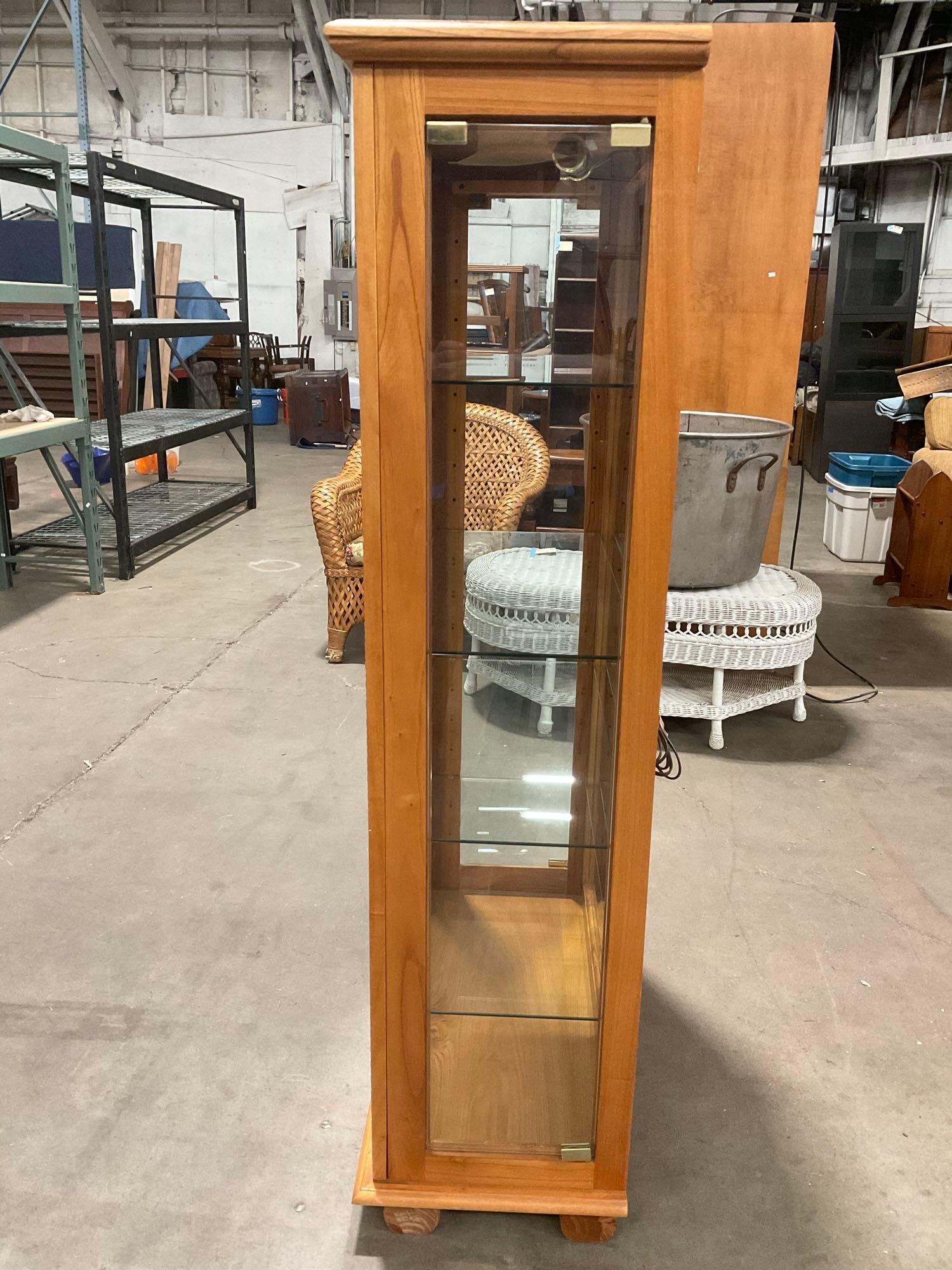 Vintage Illuminated Wooden Glass Fronted Display Cabinet w/ 4 Glass Shelves. Tested, Works. See