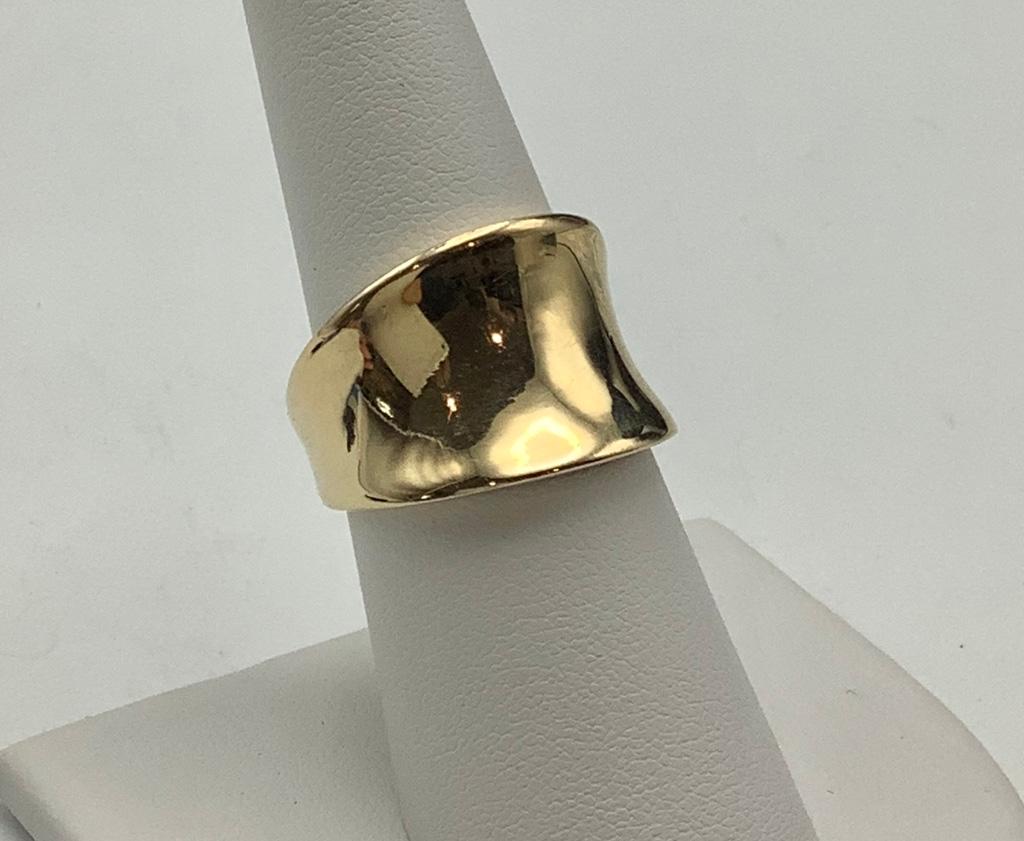 10kt Wide Band Ring - Size 7¾ (3.2g)
