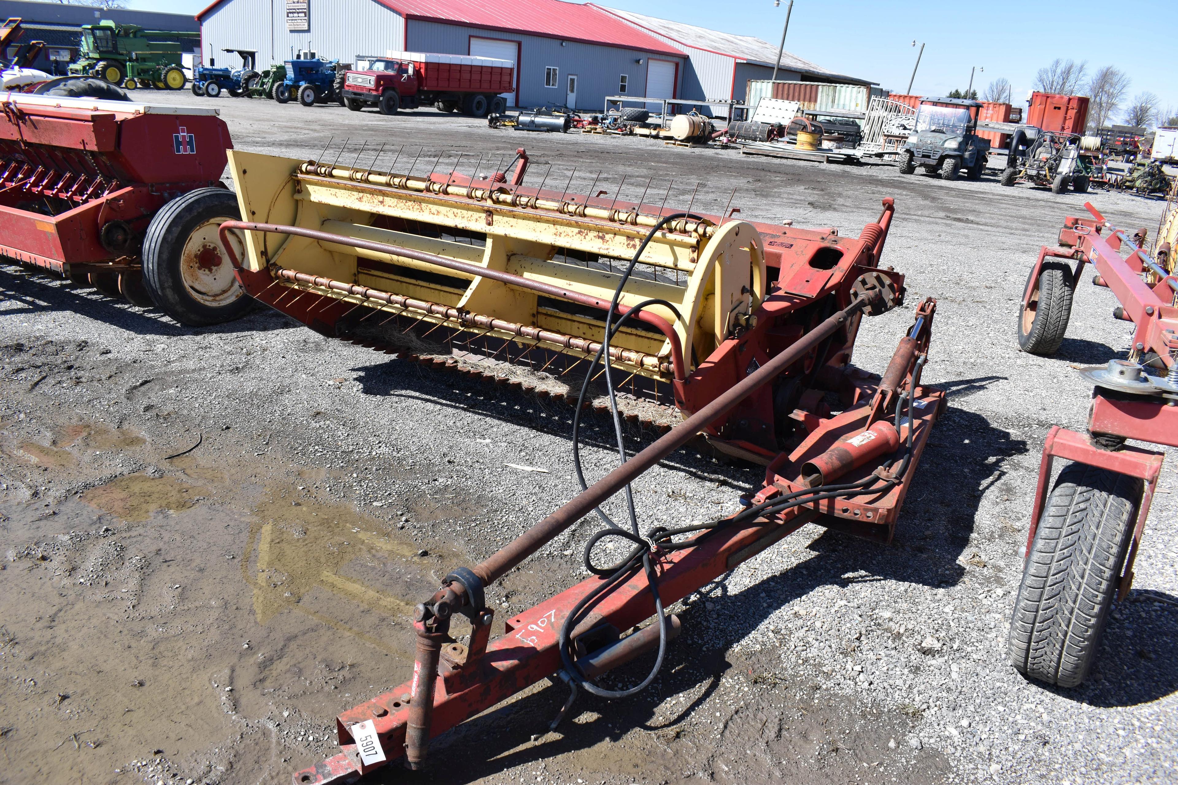 New Holland 472 Haybine