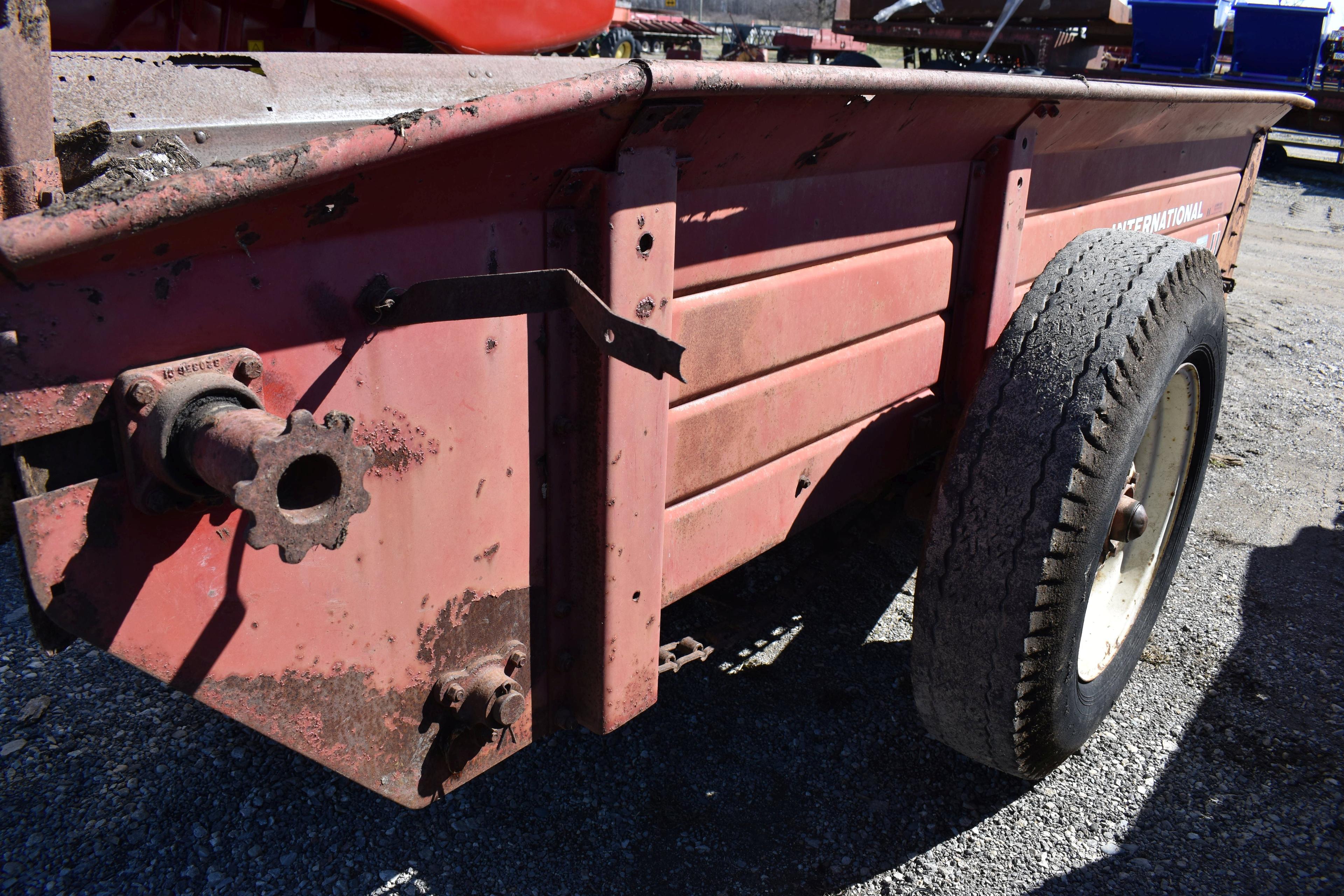 Ih 530 Manure Spreader