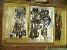 BL- Assorted Flatware, Knives