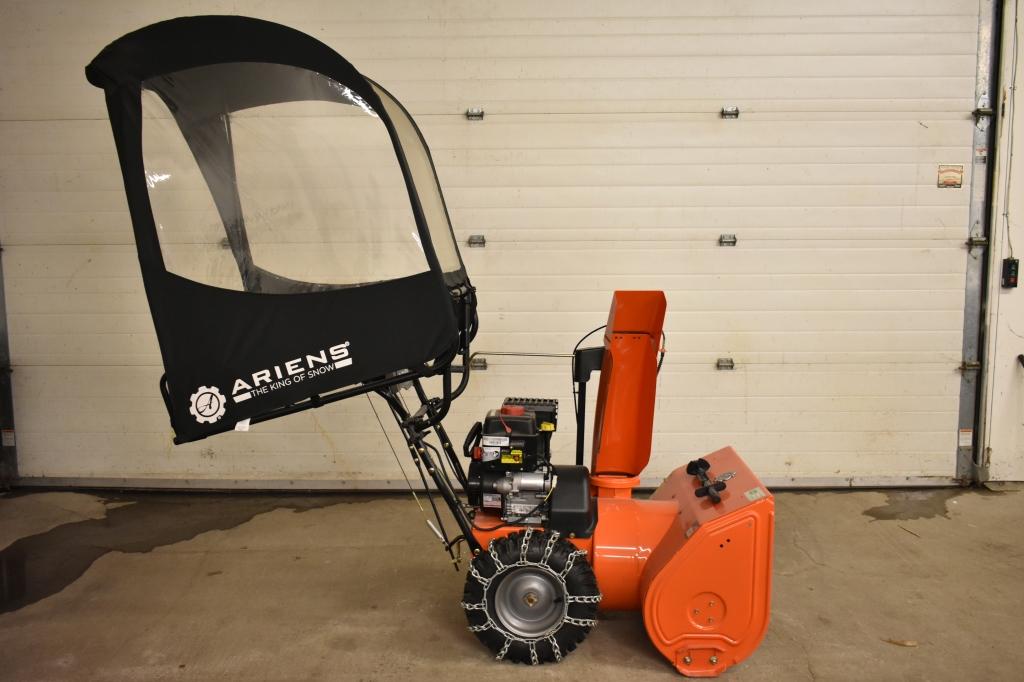 Ariens Delux 28 inch Snow Blower (new)