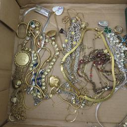 Fashion Jewelry sets, necklaces, bracelets & more