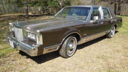 1985 Lincoln Signature Series Town Car