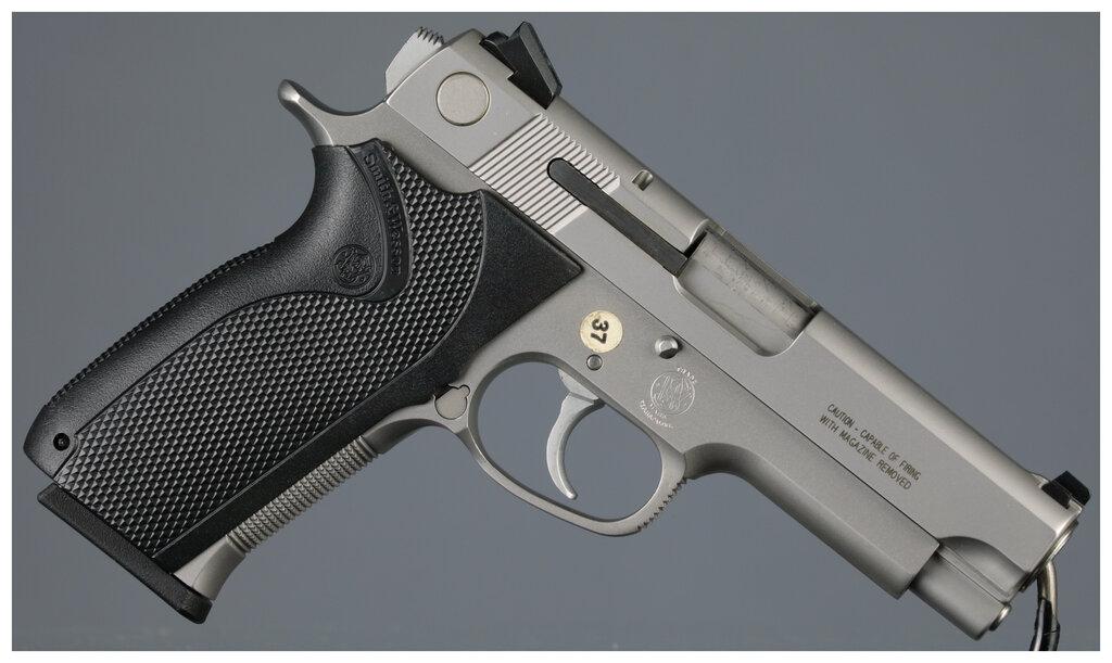 FBI Purchased Smith & Wesson Model 1076 Semi-Automatic Pistol