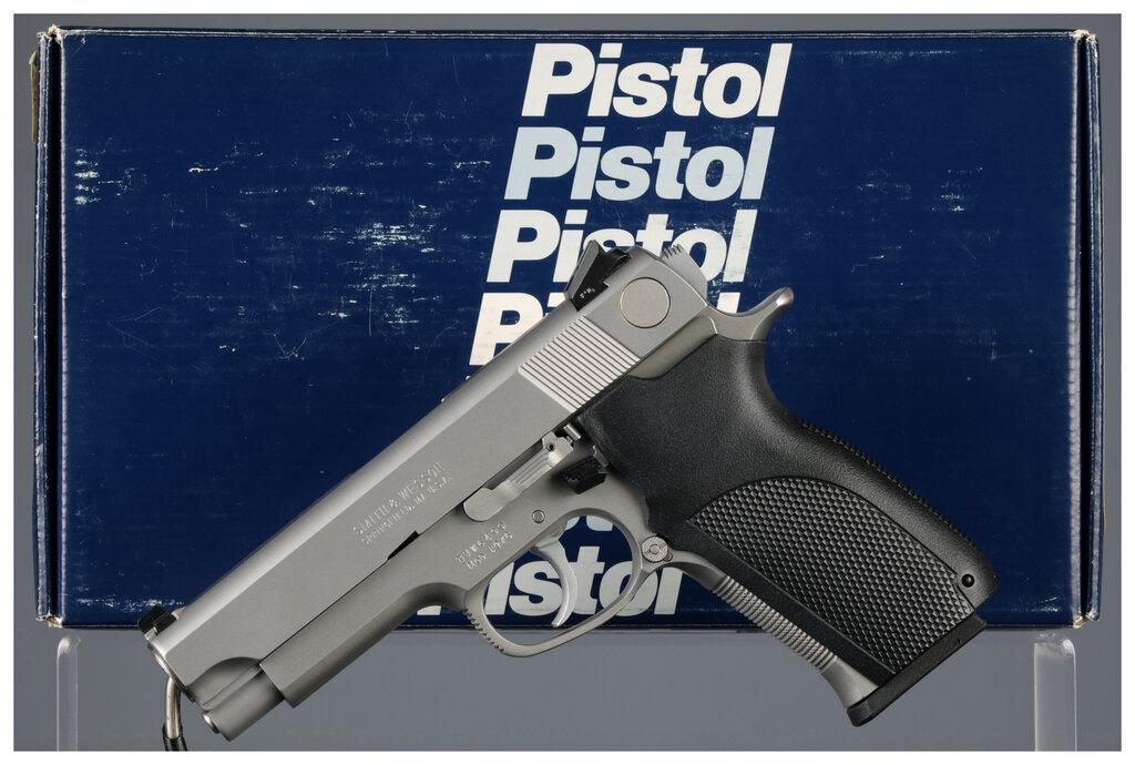 FBI Purchased Smith & Wesson Model 1076 Semi-Automatic Pistol