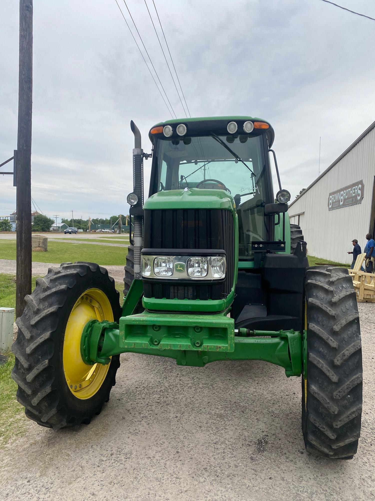 John Deere 7810 Tractor