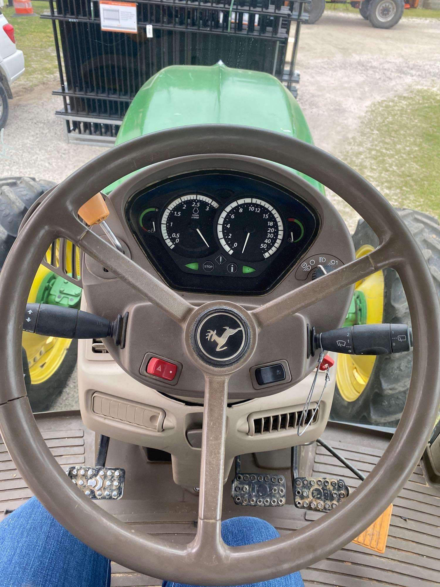 John Deere 7810 Tractor