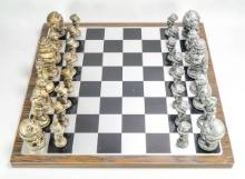 Alice In Wonderland Chess Set