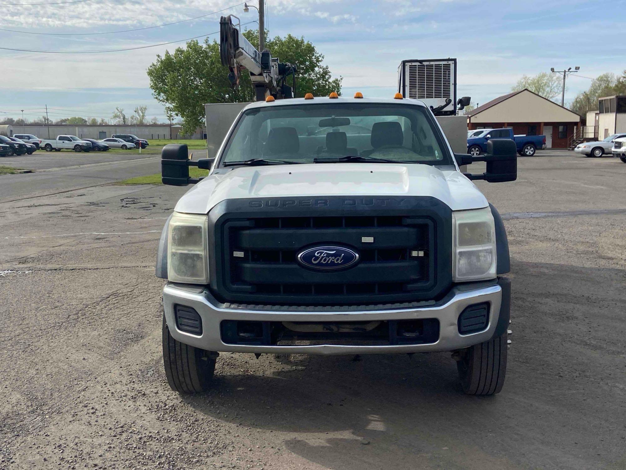 2013 Ford F-550 Truck