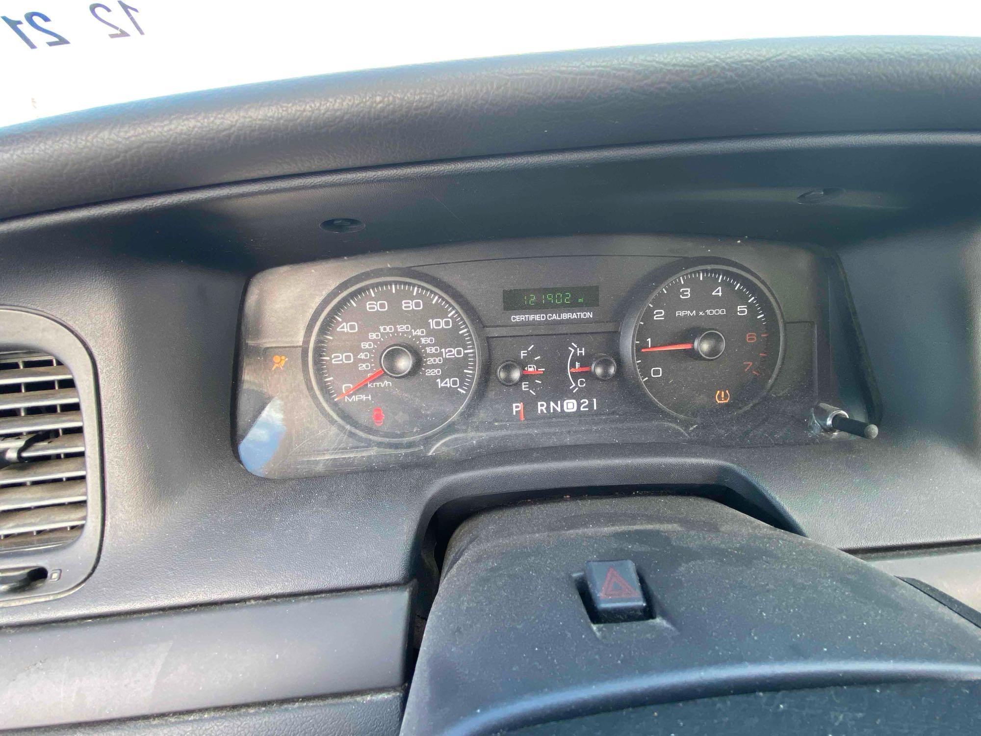 2008 Ford Crown Victoria Sedan