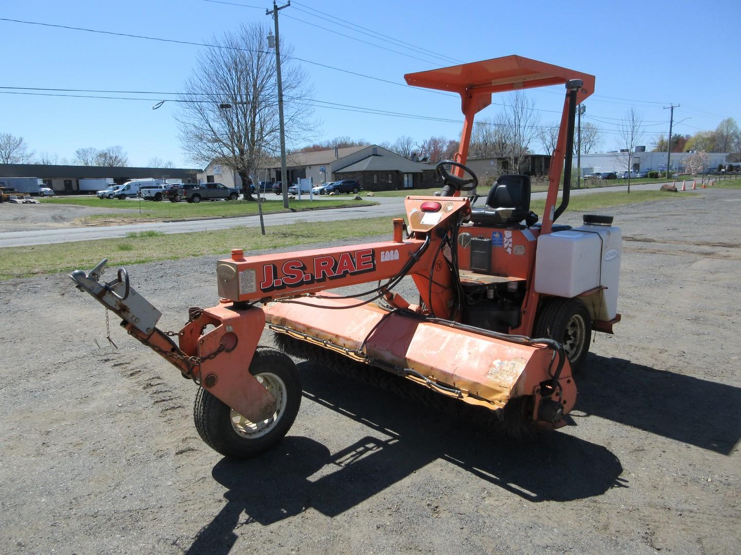 2003 Lay-Mor 8HC V312LHAD Ride On Sweeper