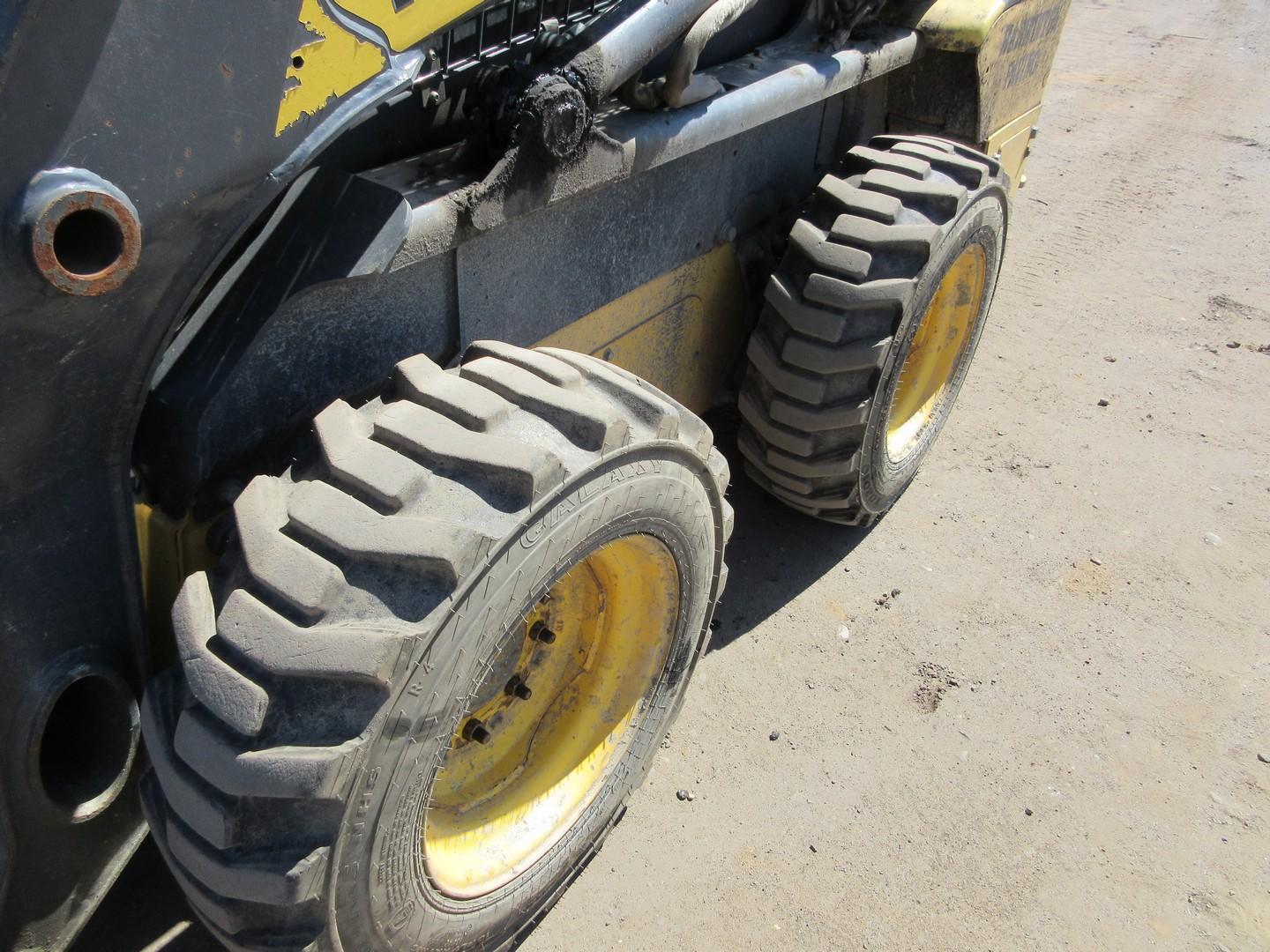 2013 New Holland L218 Skid Steer