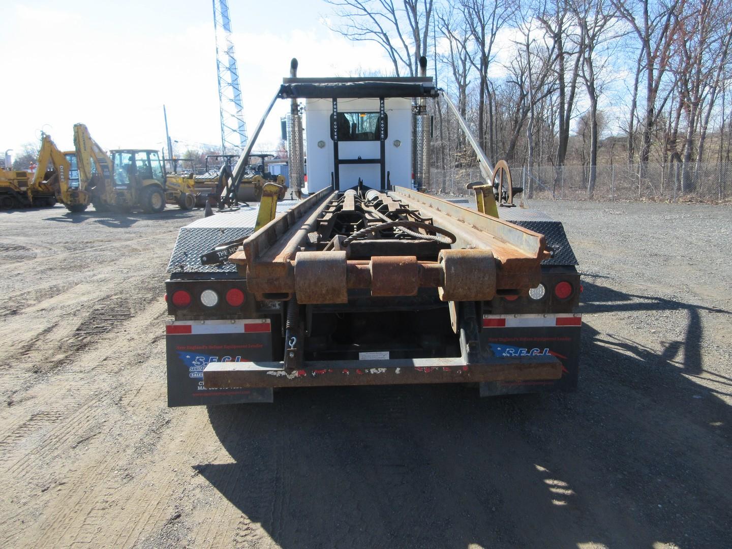 2008 Kenworth T800 Tri/A Rolloff Truck