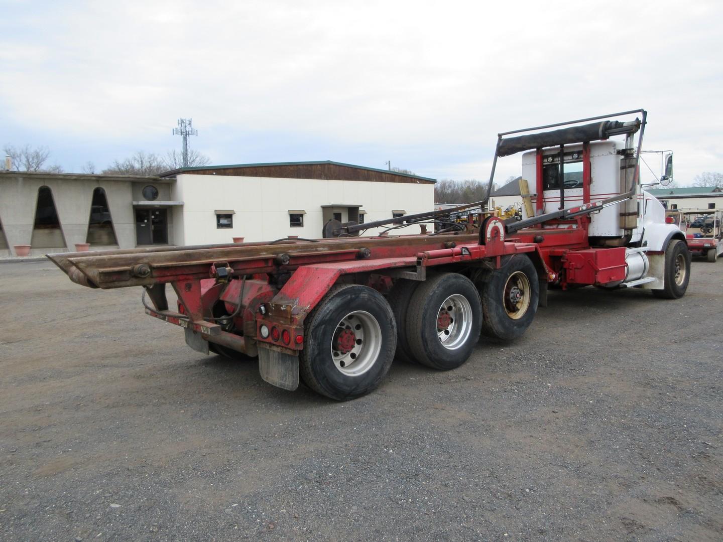 1995 Kenworth T800 Tri/A Rolloff Truck