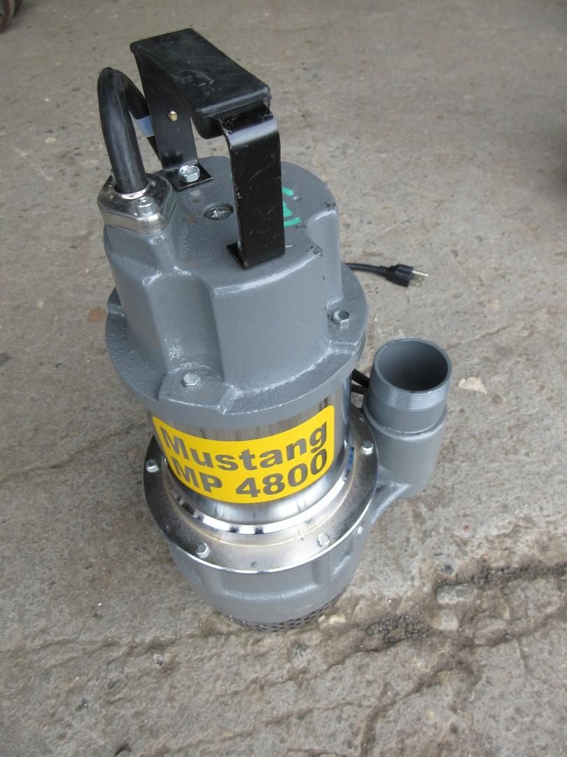 Mustang MP4800 2" Submersible Water Pump