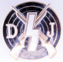 German WWII Deutsches Jungend DJ Marksman Shooting Badge