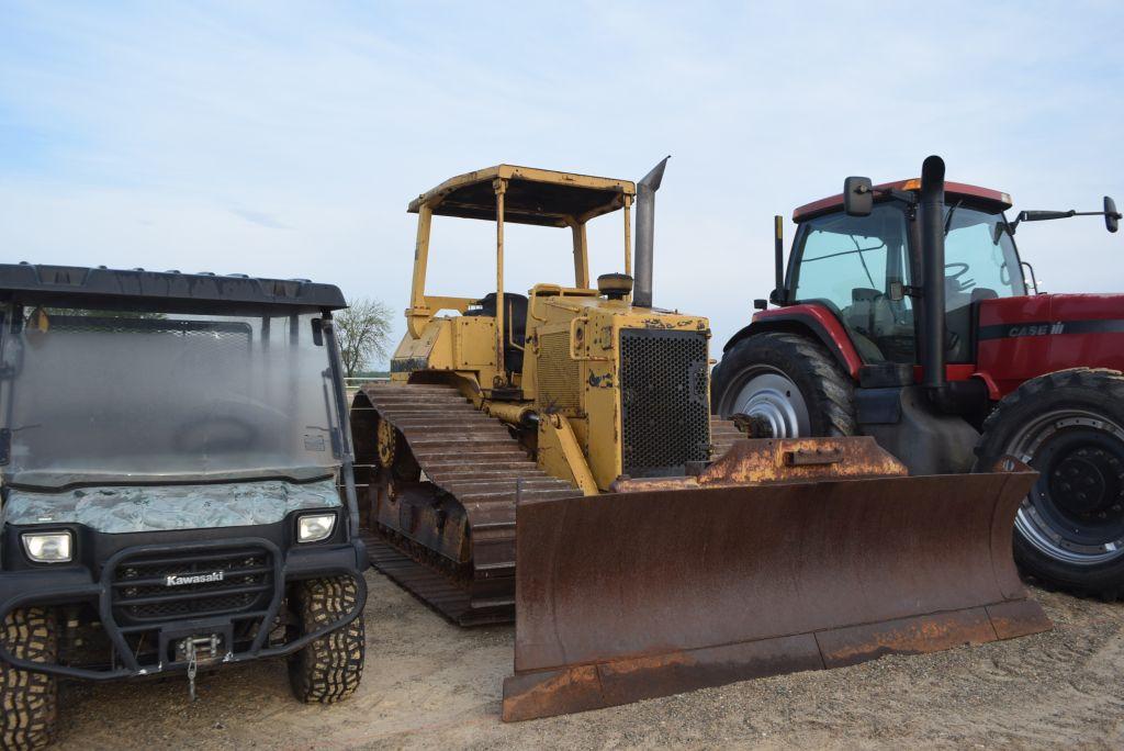 CATERPILLAR D4H DOZER