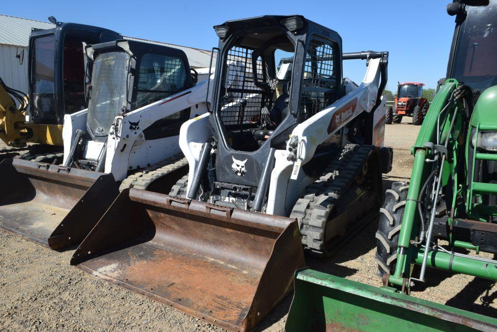 BOBCAT T66 RUBBER TRACK SKID STEER