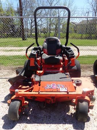 BAD BOY OUTLAW ZERO TURN MOWER W72" CUT