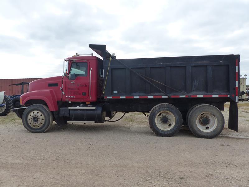 2008 MACK CHU613 PINNACLE DUMP TRUCK