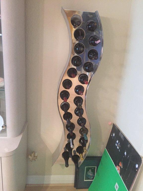 CURVED STAINLESS STEEL WALL WINE BOTTLE HOLDER