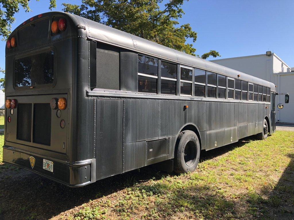 2006 INTERNATIONAL 3000 CUSTOM LUXURY SCHOOL BUS, DT466 DIESEL ENGINE W/ALLISON TRANSMISSION