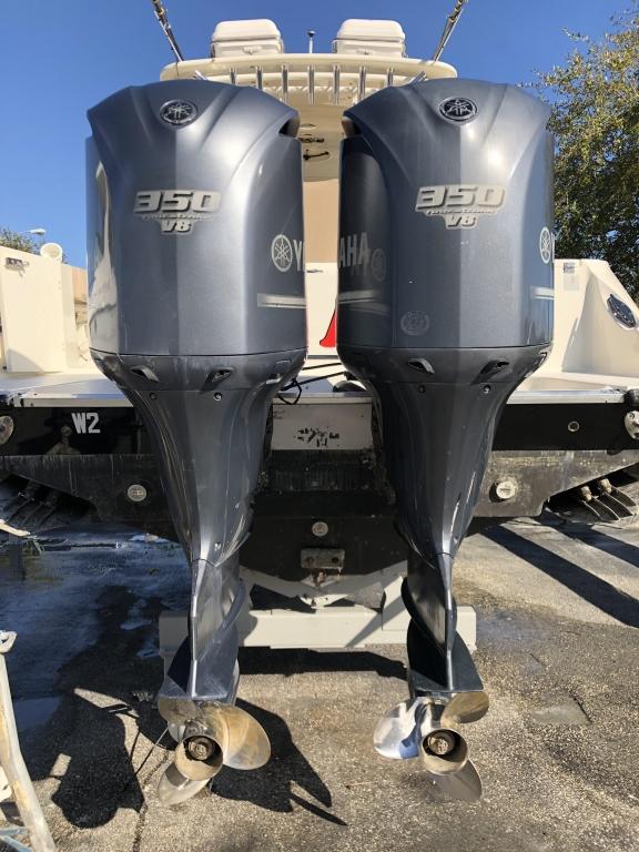 2008 HYDRA-SPORTS 3500VX VECTOR EXPRESS 35' LUXURY CLASS EXPRESS SPORT FISHERMAN "MI AMOR