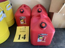 5 GALLON PLASTIC GAS CANS