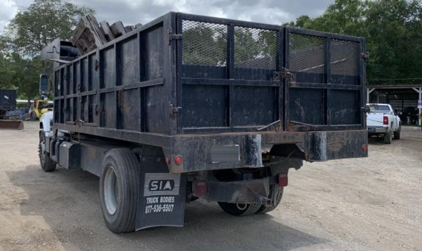 1998 CHEVROLET C7H042 CONVENTIONAL CAB TRUCK