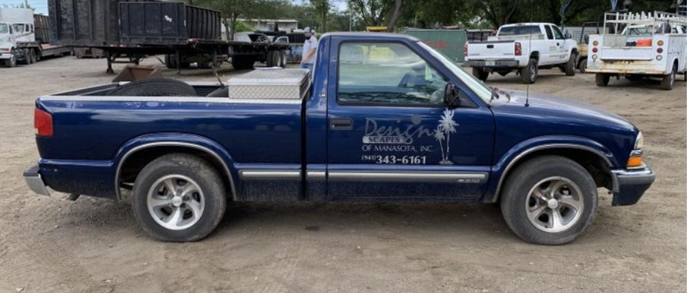 2001 CHEVROLET S10 REGULAR CAB PICKUP TRUCK