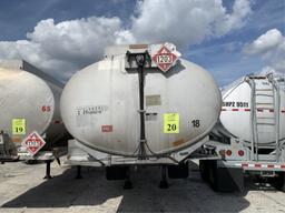 1986 FRUEHAUF FUEL TANK TRAILER