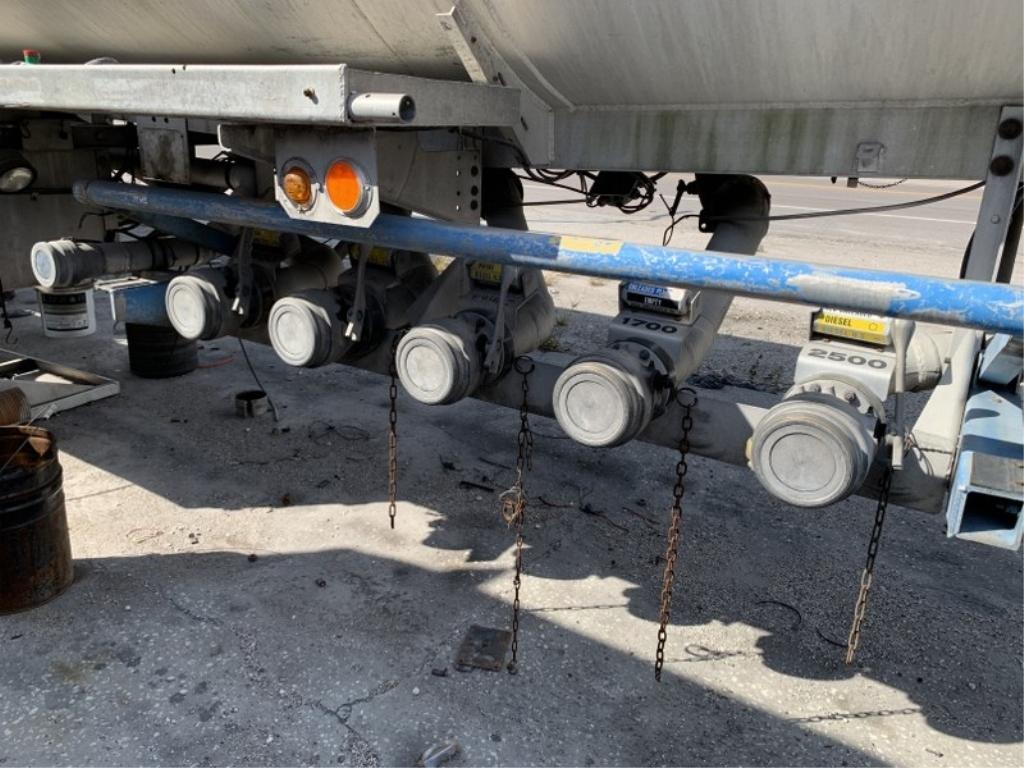 1982 HEIL FUEL TANK TRAILER