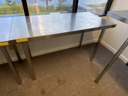 STAINLESS STEEL WORK TABLE