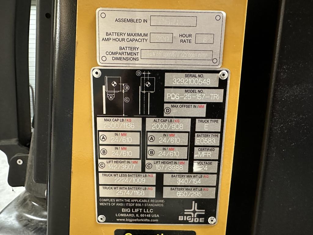 BIGJOE PDS-25-157-TRI ELECTRIC WALK BEHIND  STRADDLE STACKER, HOURS: 555