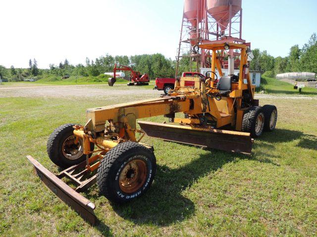 Basic 2544 Grader, diesel engine, SN:7017805245, articulating all hyd, 4336