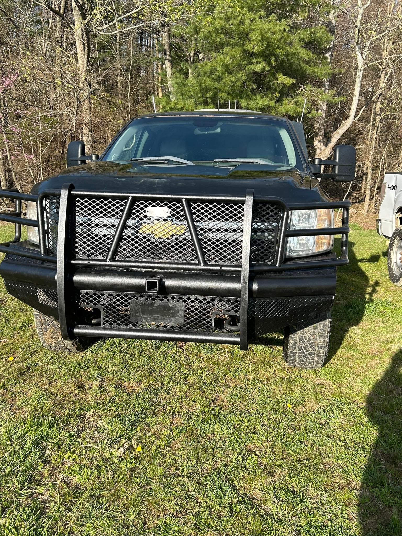 2012 Chevy 3500 Single-Wheel Pickup Truck